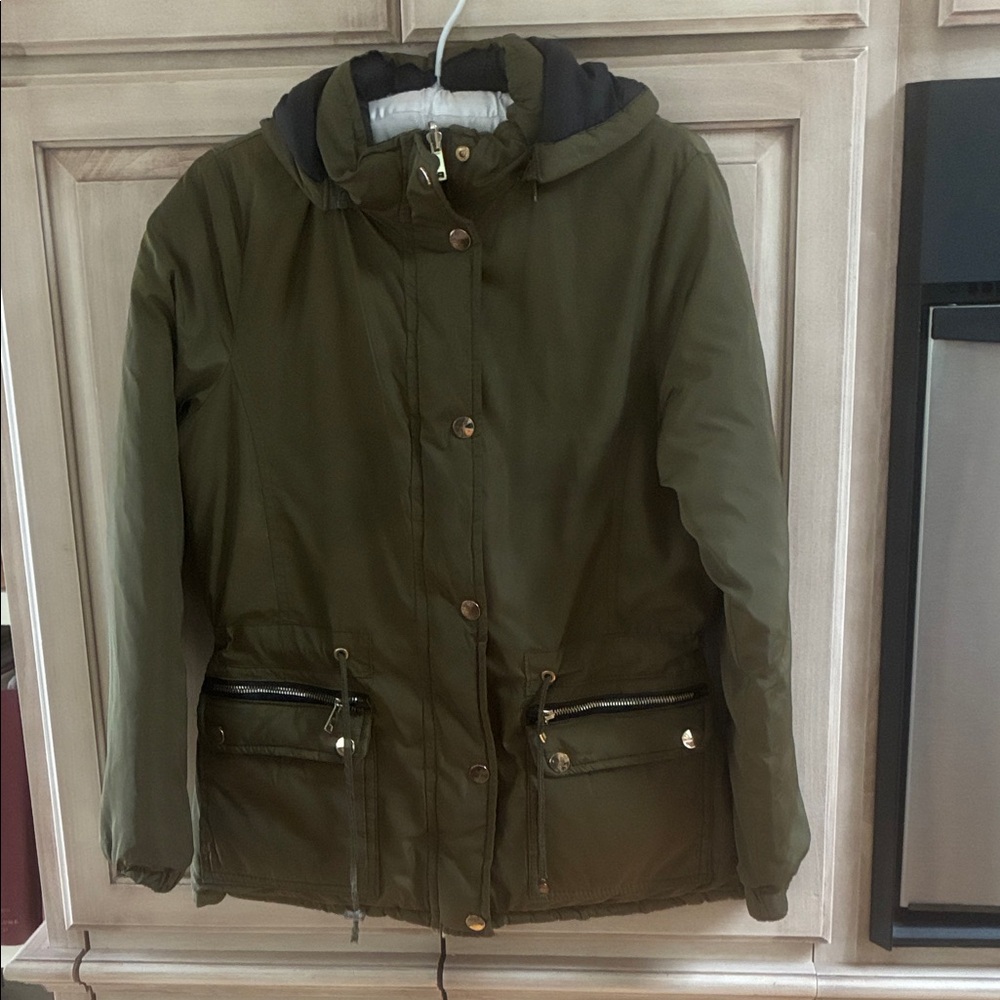 Olive Green Hooded Women's Jacket black reversible sz M puffer